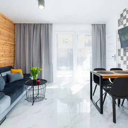 Apartament Fantazja Hotel *